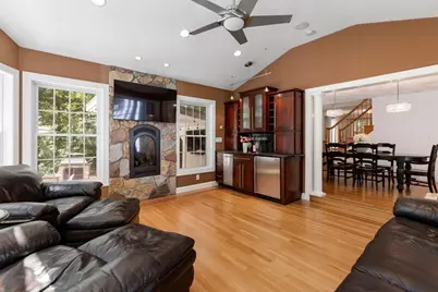 5 Hemenway Avenue, Melrose, MA 02176 - Photo 19
