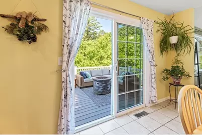 9 Gannett Way, Hopedale, MA 01747 - Photo 5