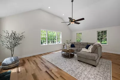 128 Memorial Dr, Shrewsbury, MA 01545 - Photo 1