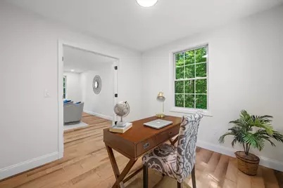 128 Memorial Dr, Shrewsbury, MA 01545 - Photo 7