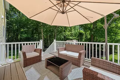 128 Memorial Dr, Shrewsbury, MA 01545 - Photo 7
