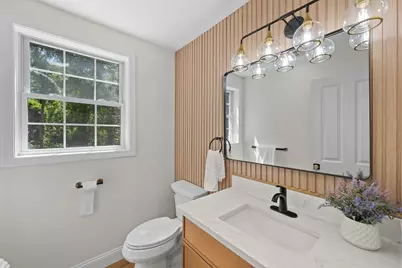 128 Memorial Dr, Shrewsbury, MA 01545 - Photo 17