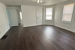 18 Adams St, Taunton, MA 02780 - Photo 3