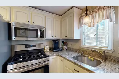 25 Forest Street, Milford, MA 01757 - Photo 19