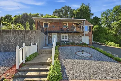 140 Ruskin St, Chicopee, MA 01020 - Photo 3