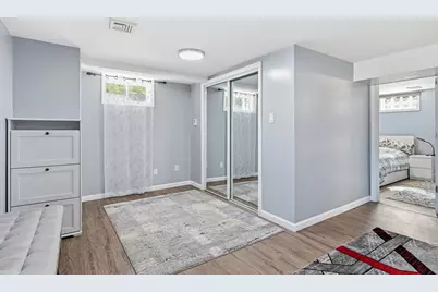 140 Ruskin St, Chicopee, MA 01020 - Photo 25