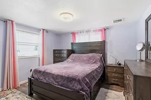 140 Ruskin St, Chicopee, MA 01020 - Photo 17