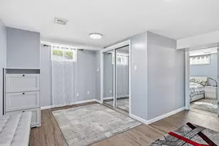 140 Ruskin St, Chicopee, MA 01020 - Photo 25