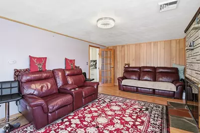140 Ruskin St, Chicopee, MA 01020 - Photo 11