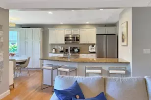 13 Green St, Newton, MA 02458 - Photo 5