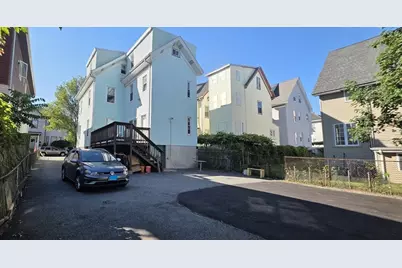 8 Sargent Ave, Somerville, MA 02145 - Photo 3