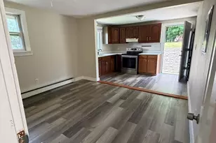 11 Maple St, Paxton, MA 01612 - Photo 1