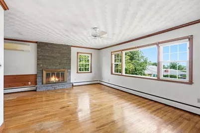 18 Livesey Rd, Quincy, MA 02171 - Photo 9