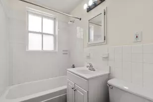 21 Bowdoin St, Boston, MA 02114 - Photo 9