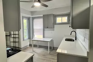142 Calumet St, Boston, MA 02120 - Photo 37