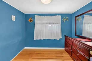 154 Newbury St, Peabody, MA 01960 - Photo 9