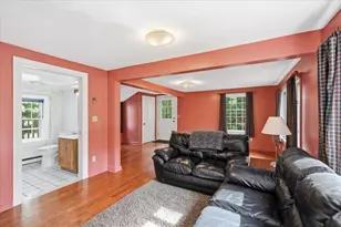 97 Green St, Needham, MA 02492 - Photo 11