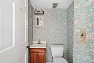 97 Green St, Needham, MA 02492 - Photo 5