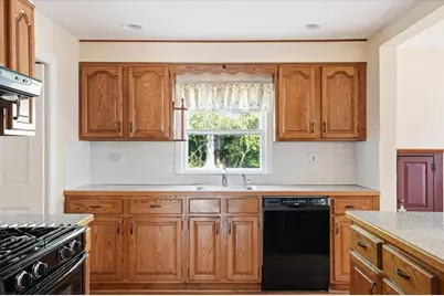 97 Green St, Needham, MA 02492 - Photo 15