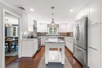18 Hearthstone Cir, Wayland, MA 01778 - Photo 11