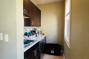 28 Clarkson, Boston, MA 02125 - Photo 5