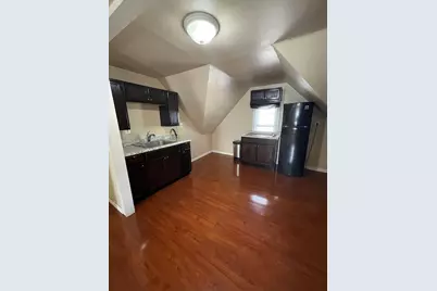 52 Acushnet St, Springfield, MA 01105 - Photo 27
