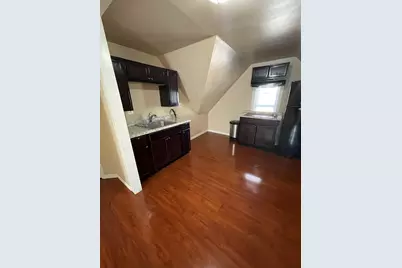 52 Acushnet St, Springfield, MA 01105 - Photo 23