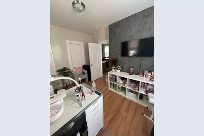 52 Acushnet St, Springfield, MA 01105 - Photo 19