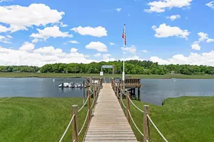 102 Riverside Cir, Marshfield, MA 02050 - Photo 37