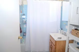 1039 Commonwealth Ave, Boston, MA 02215 - Photo 3