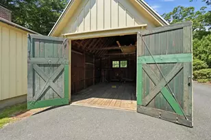 38 Round Hill Rd, Northampton, MA 01060 - Photo 35