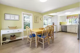 42 Hawthorn Ave, Needham, MA 02492 - Photo 7