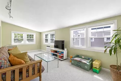 42 Hawthorn Ave, Needham, MA 02492 - Photo 9