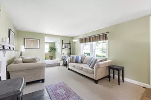 42 Hawthorn Ave, Needham, MA 02492 - Photo 3
