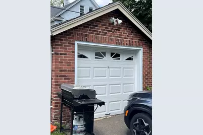 26 Byron Street, Springfield, MA 01109 - Photo 39