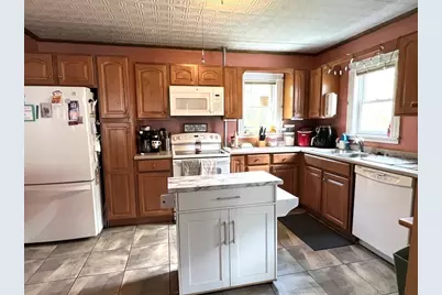 26 Byron Street, Springfield, MA 01109 - Photo 15