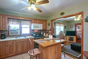 71 Oak St, Somerville, MA 02143 - Photo 5