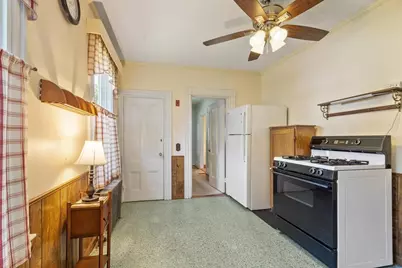 140 Lake View Ave, Lynn, MA 01904 - Photo 15