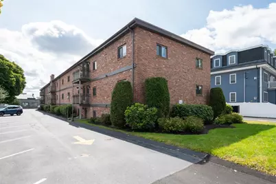 146 Willow Street #22, Waltham, MA 02453 - Photo 3