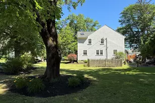 32 Webster Rd, Lexington, MA 02421 - Photo 25