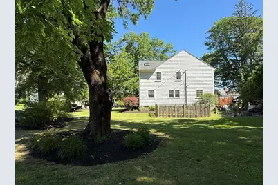32 Webster Rd, Lexington, MA 02421 - Photo 23