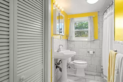 2 Canaan St, Boston, MA 02126 - Photo 15