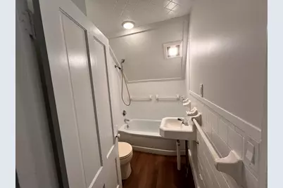 400 Court St #2, Plymouth, MA 02360 - Photo 3