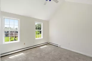 27 Charles Ave, Uxbridge, MA 01569 - Photo 15
