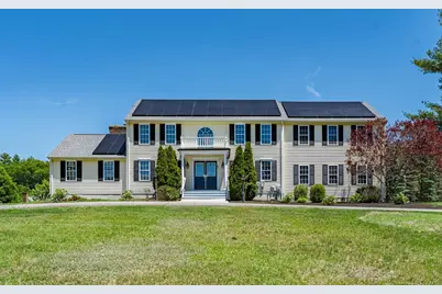27 Charles Ave, Uxbridge, MA 01569 - Photo 1
