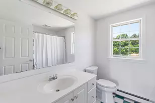 27 Charles Ave, Uxbridge, MA 01569 - Photo 19