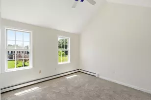 27 Charles Ave, Uxbridge, MA 01569 - Photo 19