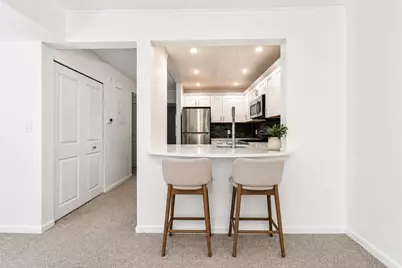 402 Tuckers Ln #402, Hingham, MA 02043 - Photo 3