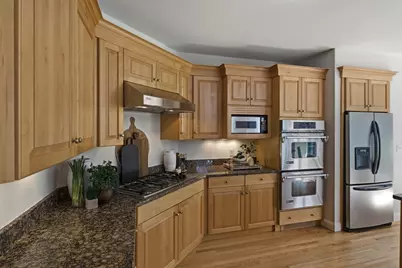 72 Sterling Ln, North Andover, MA 01845 - Photo 17
