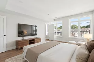 2 Weld Hill St, Boston, MA 02130 - Photo 7